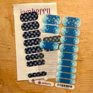 Jamberry Snowflake Blue and White Nail Wraps